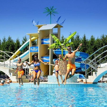 Honey Paradise Glamping Resort Dobova 외부 사진
